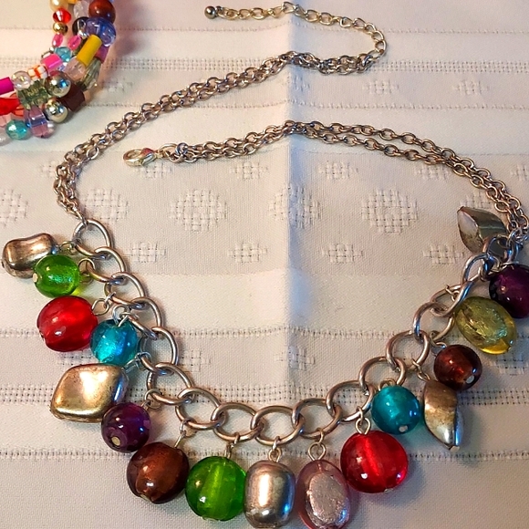 2 PIECE LOT VINTAGE 18 INCH NECKLACE & CORDINATING WRAP 10 INCH BRACELET PRE-OWN - Picture 2 of 4